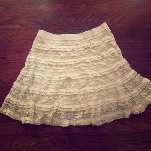 NWT Max Studio Cream Lace mini skirt M
